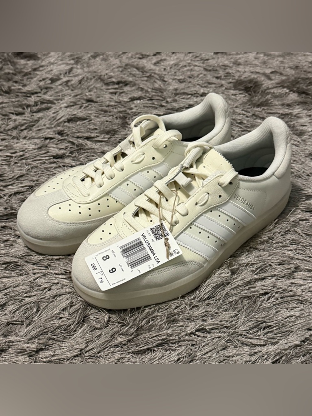 Adidas Velosamba Leather ShoesOff White / Cloud White (JQ2323) Men’s Size 8